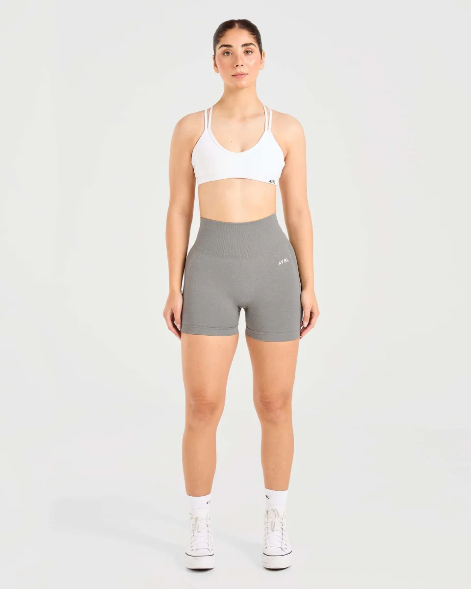 Essential Strappy Sports Bra - Weiß – Bild 4